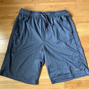 Athletic Works Boys Dark Gray Athletic Shorts Size XXL (18)